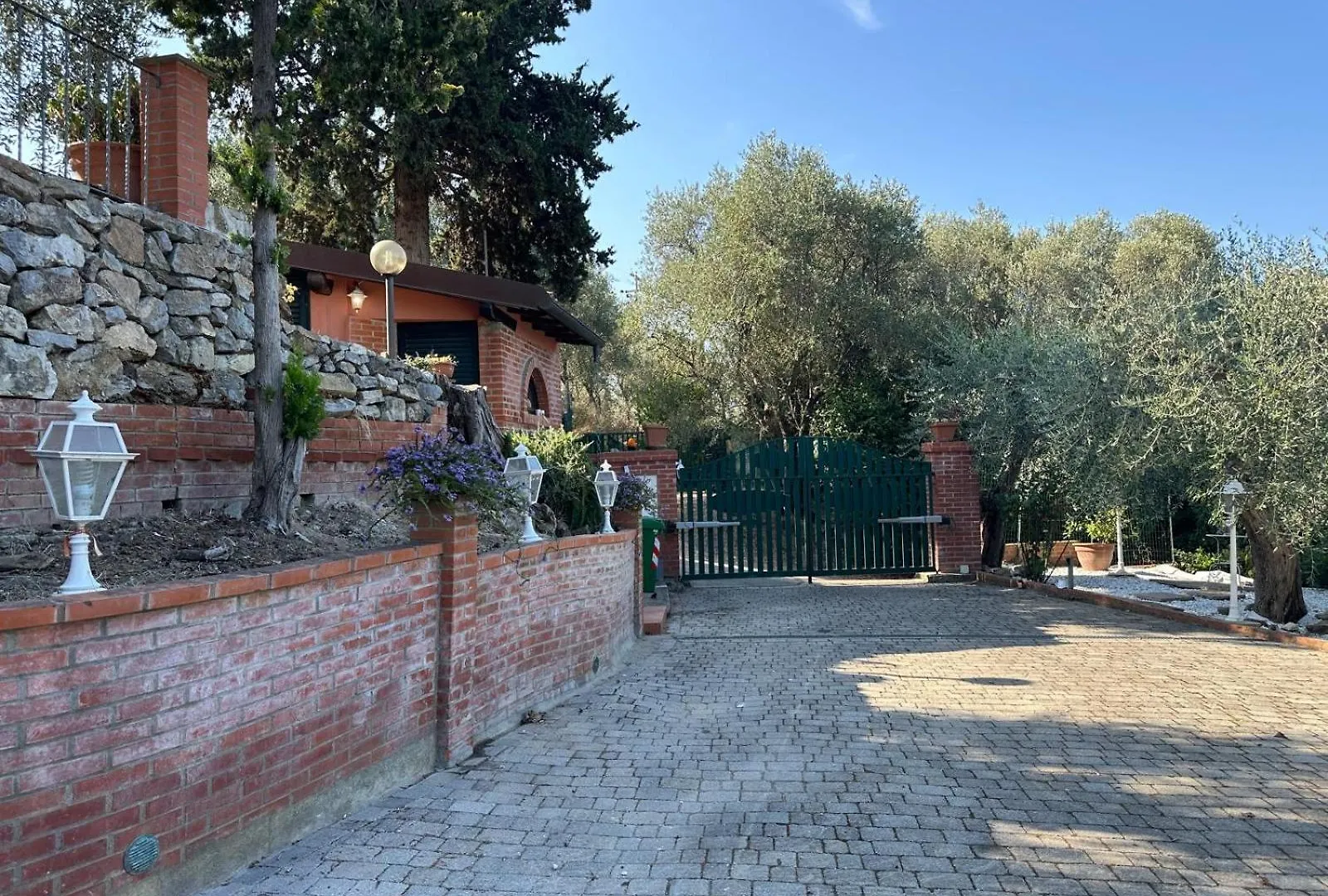 Agrihome Di Alberto Giuseppe Gulotta B&B Bella Vista Chalet La Vista Massarosa Itálie
