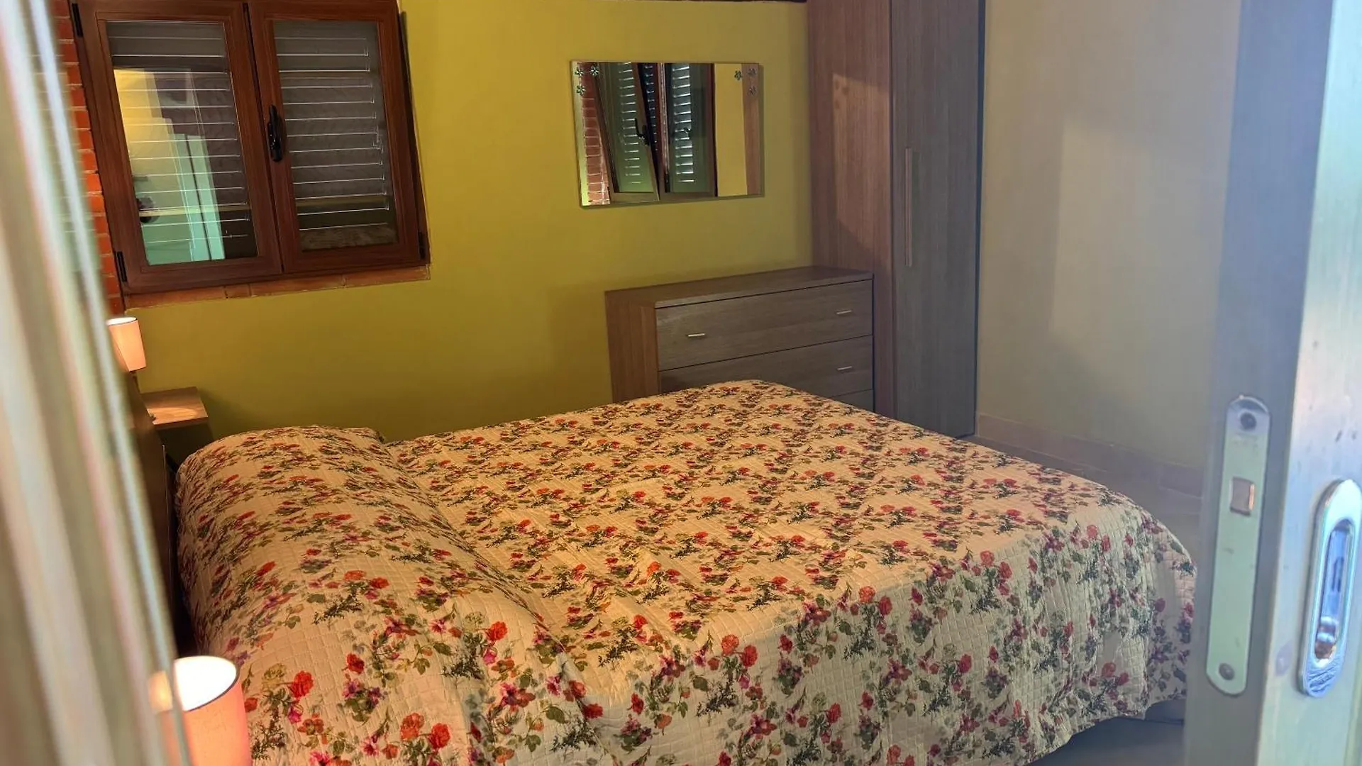 Agrihome Di Alberto Giuseppe Gulotta B&B Bella Vista Chalet La Vista Massarosa 0*,  Itálie