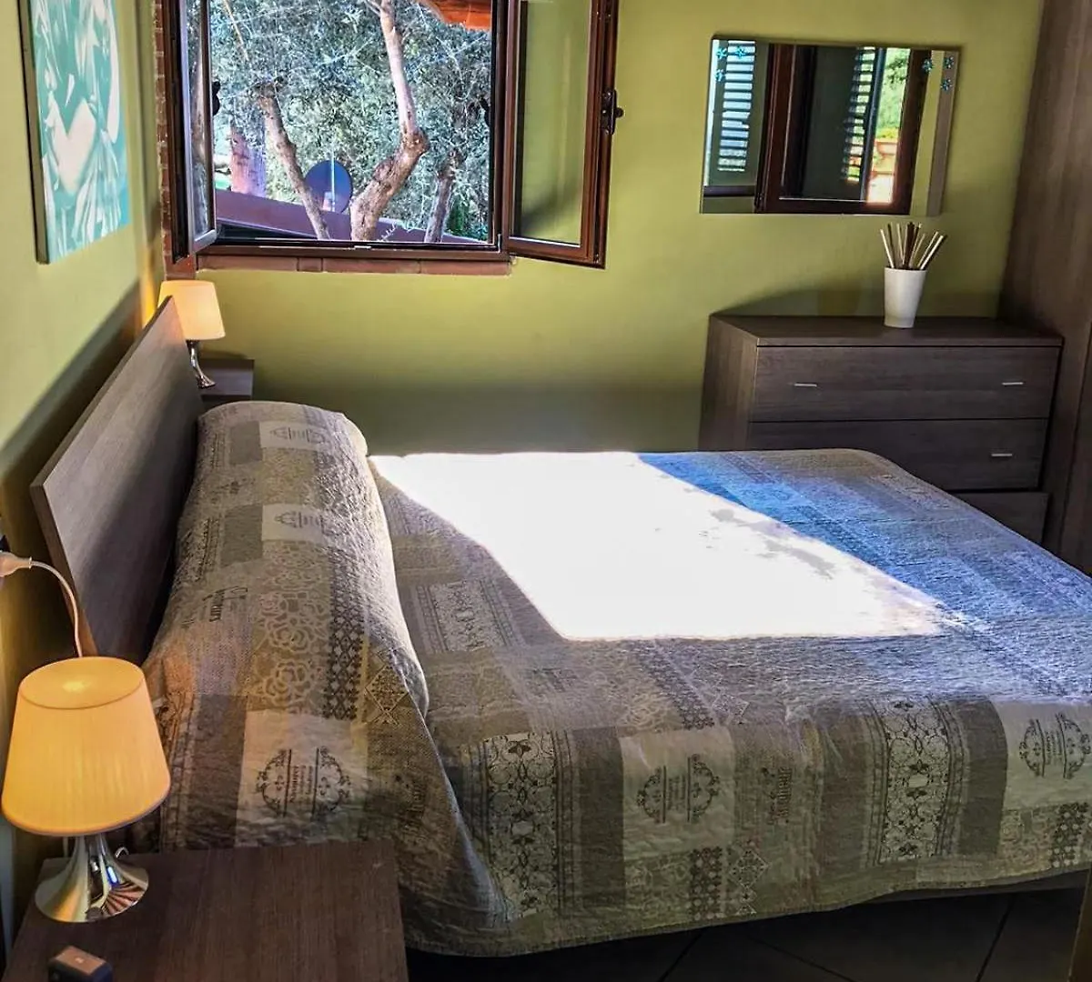 Agrihome Di Alberto Giuseppe Gulotta B&B Bella Vista Chalet La Vista Massarosa