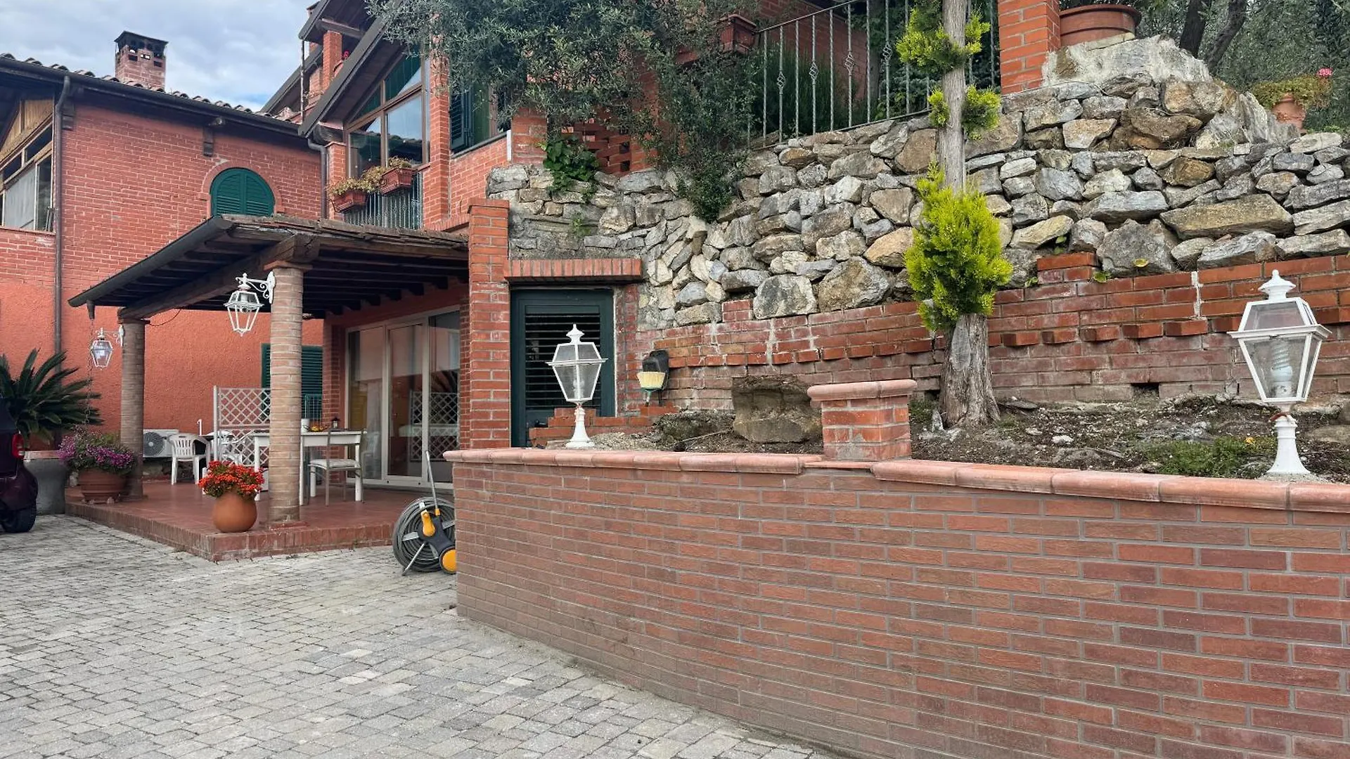 Apartment Agrihome Di Alberto Giuseppe Gulotta B&B Bella Vista Chalet La Vista Massarosa